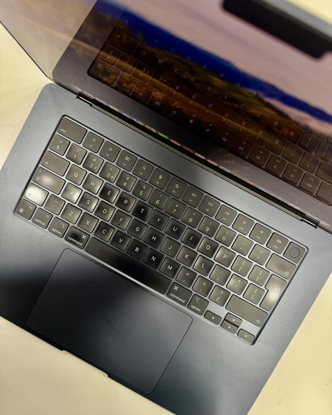 MacBook Air M2 Semi-Novo - Imagem 5